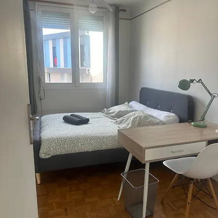 Apartment Splendide T4 Avec Balcon
