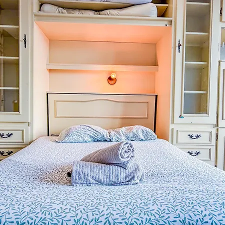 Splendide T4 Avec Balcon Апартаменты